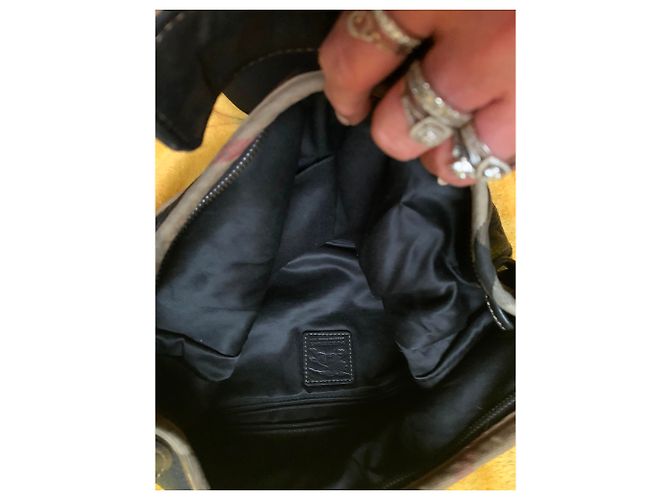 Borsa a tracolla Burberry in pelle nera Nero - vista 8