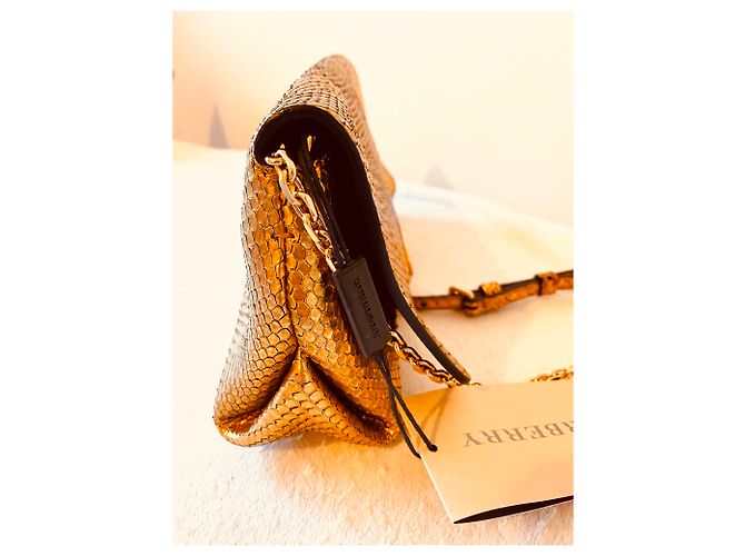 Burberry Kleine metallische Python Clutch Tasche - Ansicht 2