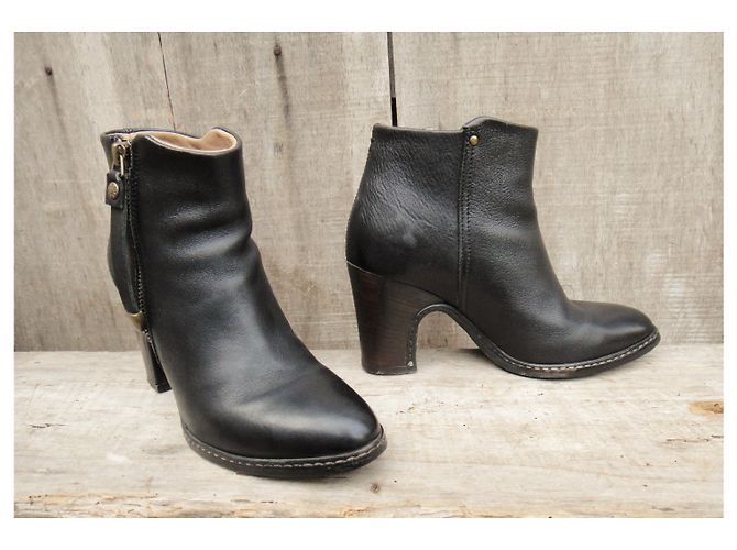 Autre Marque Bottines en cuir noires Buttero 35 - vue 2
