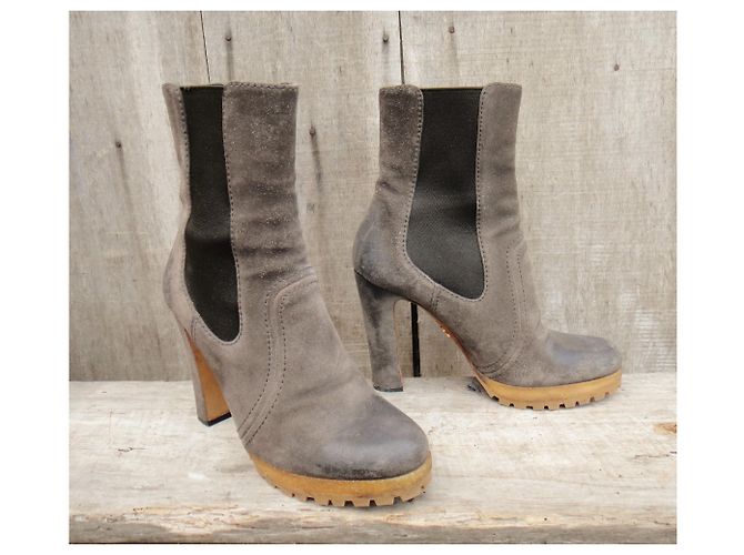 Botas Prada Taupe Ante 38.5 Gris pardo - vista 5