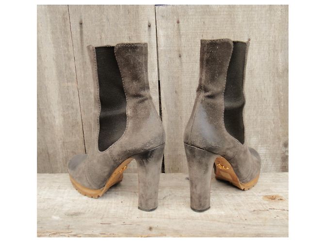 Botas Prada Taupe Ante 38.5 Gris pardo - vista 7
