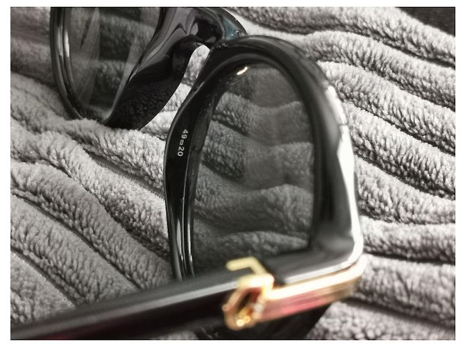 Cartier Cabriolet Bezel Black Acetate - view 3
