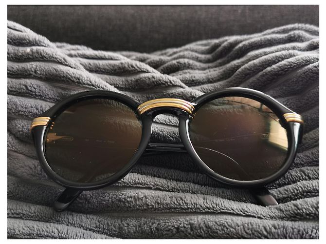 Cartier Cabriolet Bezel Black Acetate - view 7