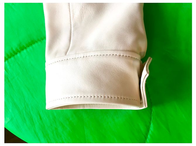 Louis Vuitton Vuitton White Perfecto Weiß - Ansicht 4