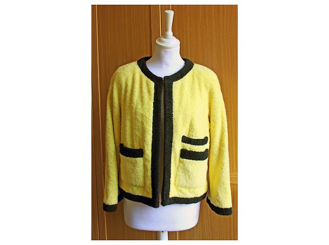 Wunderschöne Chanel Boutique Terry Stoffjacke Gelb - Ansicht 6
