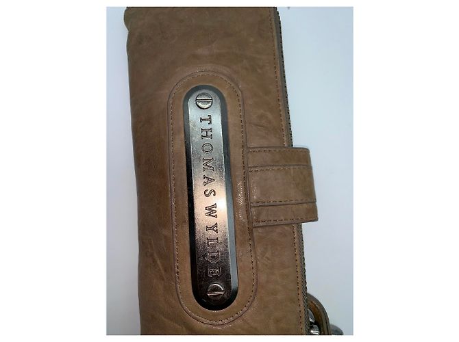 Thomas Wylde Pochette - vista 3