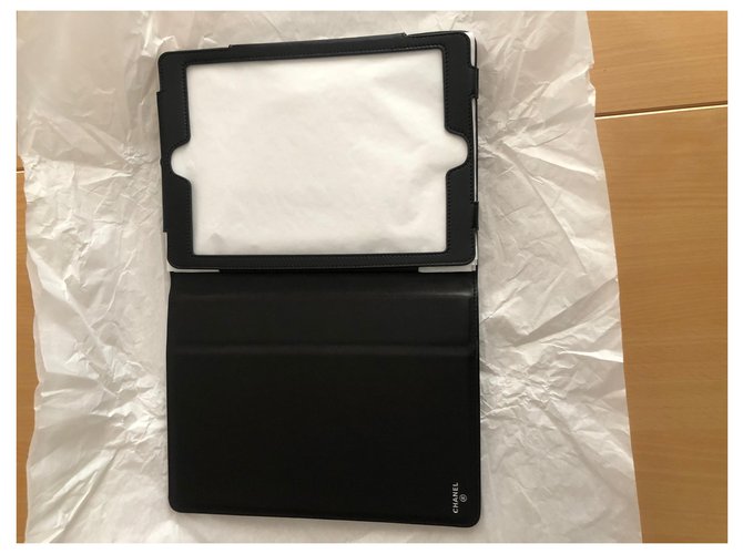 Chanel iPad Abdeckung Schwarz - Ansicht 3