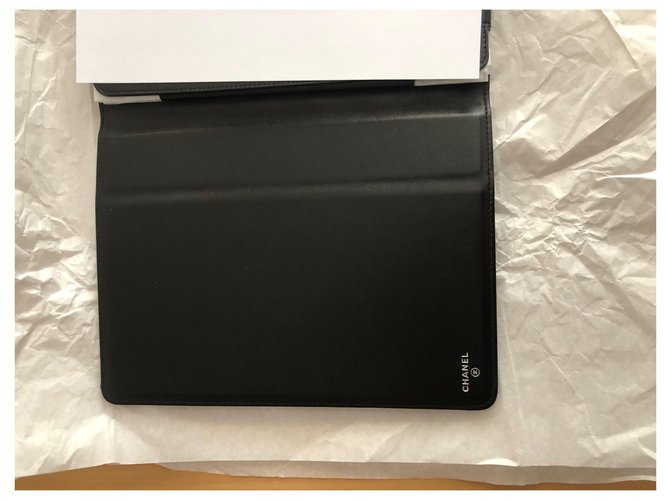 Chanel iPad Abdeckung Schwarz - Ansicht 4