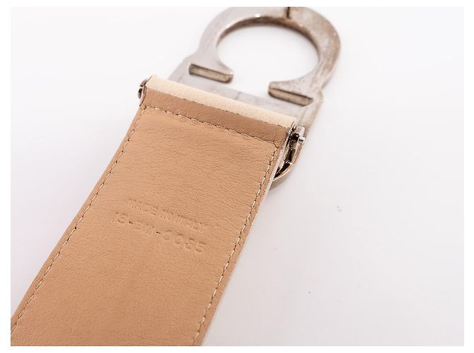 Dior CD-Gürtel aus elfenbeinfarbenem Leder mit legendärer CD-Schnalle - Ansicht 5