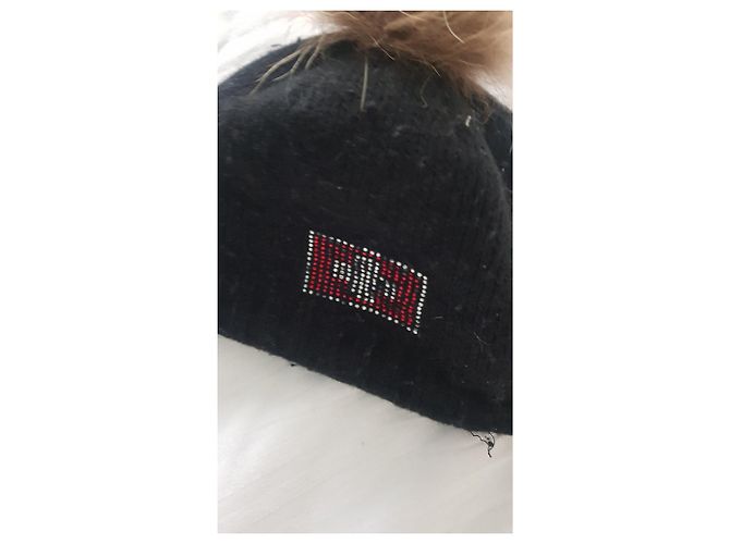Autre Marque Fuchs Mütze mit Bommel und Schweizer Flagge Strass schwarz - Ansicht 12