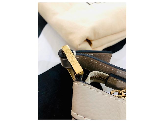 LOEWE Hobo Rustic en Soft Taupe Gris pardo - vista 8