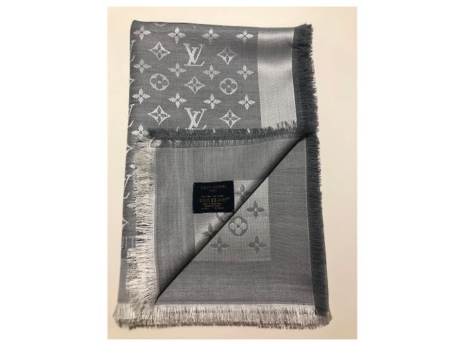 Scialle Louis Vuitton monogram denim grigio - vista 5