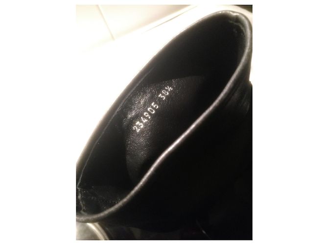Botas Gucci com fivela e anel de bambu em couro preto - vista 3