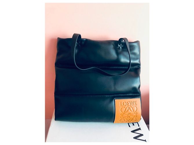 Borsa Loewe in pelle Anagram Nero - vista 2