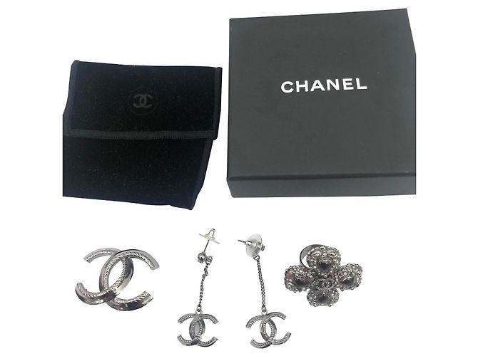 Set gioielli Chanel CC grigio metallo - vista 2