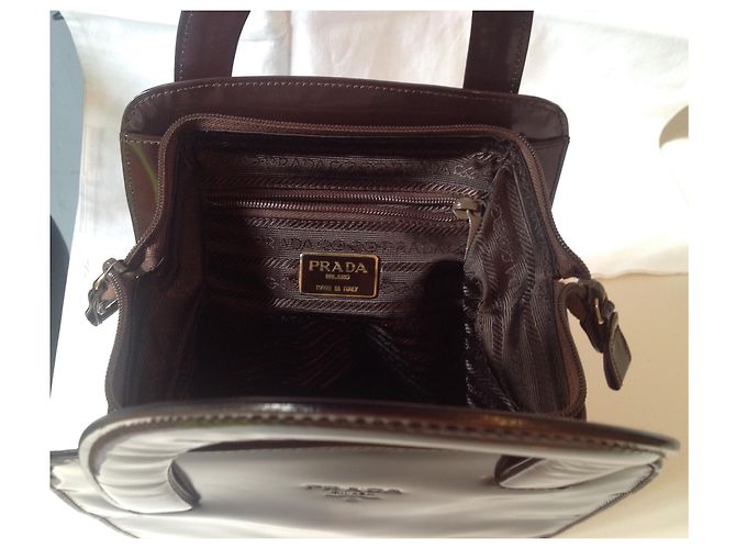 Bauletto Borsa Prada Marrone in Pelle Vernice Cioccolato - vista 3
