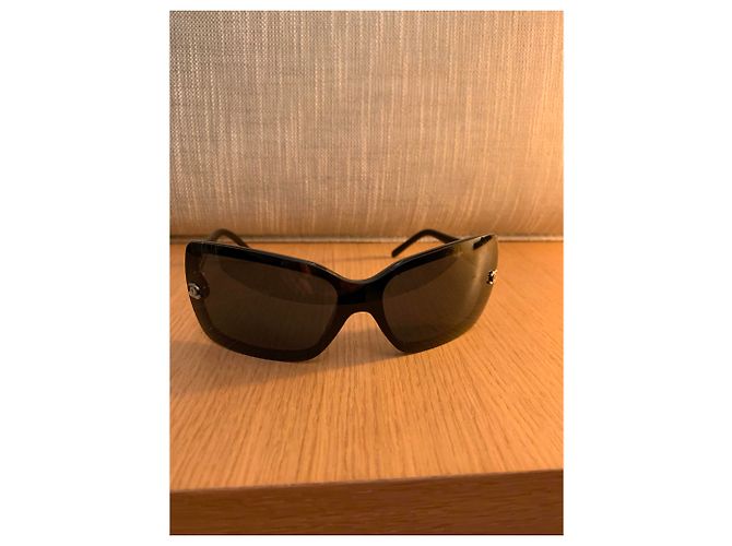 Occhiali da sole Chanel Maschera Nera Nero - vista 2