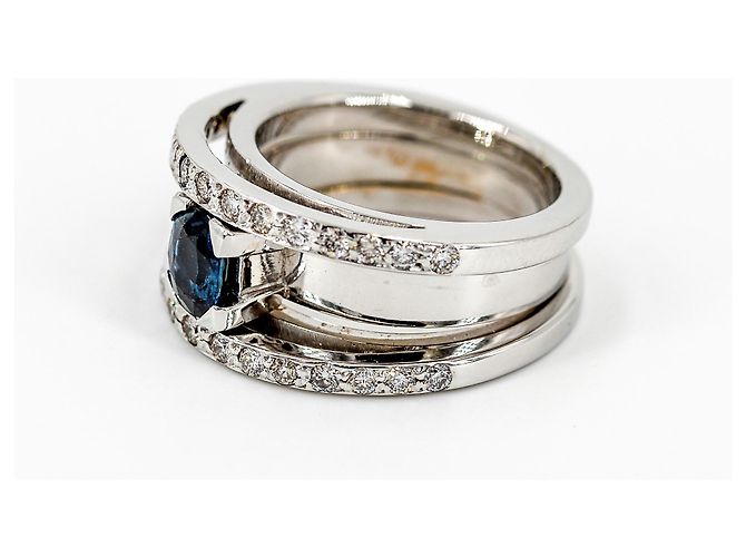 Autre Marque Ring aus Weißgold mit ovalem Saphir und Diamanten Größe 52 Silber - Ansicht 2