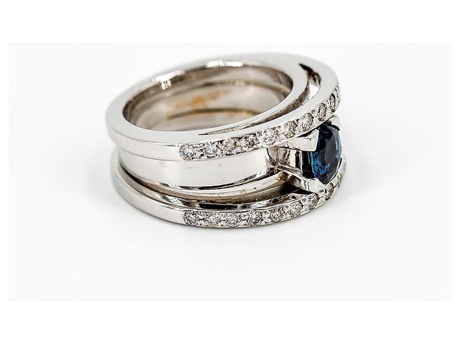 Autre Marque Ring aus Weißgold mit ovalem Saphir und Diamanten Größe 52 Silber - Ansicht 5