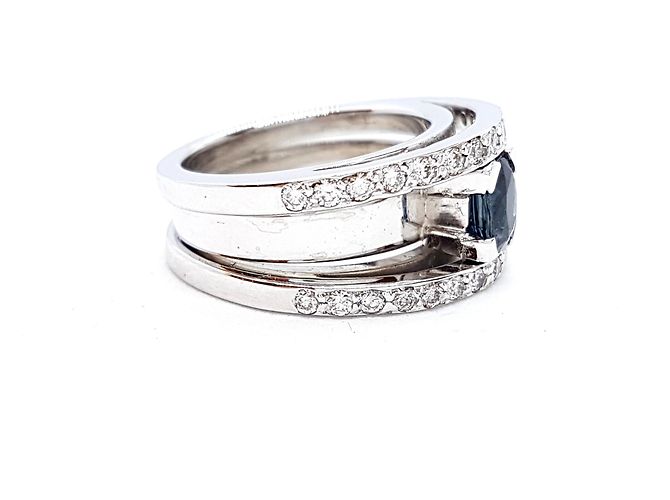 Autre Marque Ring aus Weißgold mit ovalem Saphir und Diamanten Größe 52 Silber - Ansicht 8