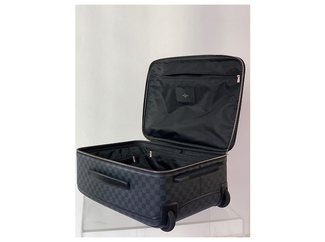 Louis Vuitton PEGASE LIGHT 55 Luggage Noir Gris - vue 4