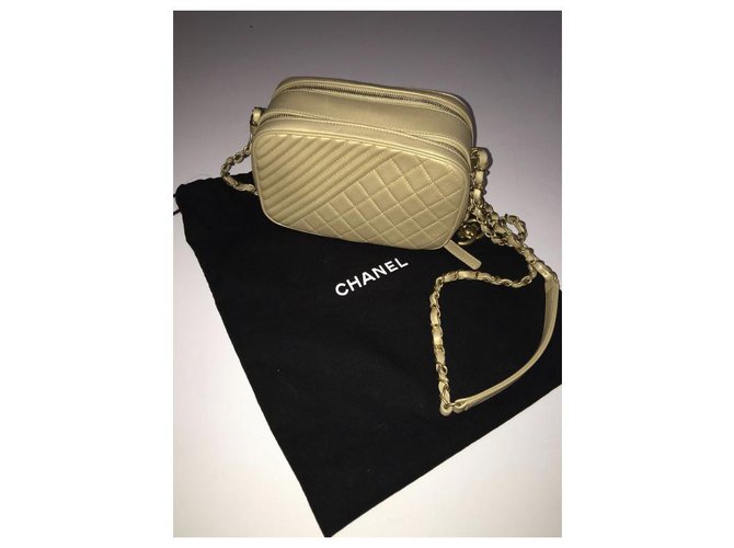 Borsa Chanel D'oro - vista 2