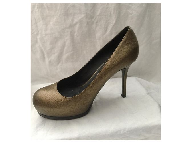 Yves Saint Laurent Bombas Rive Gauche Tribute Negro Dorado - vista 5