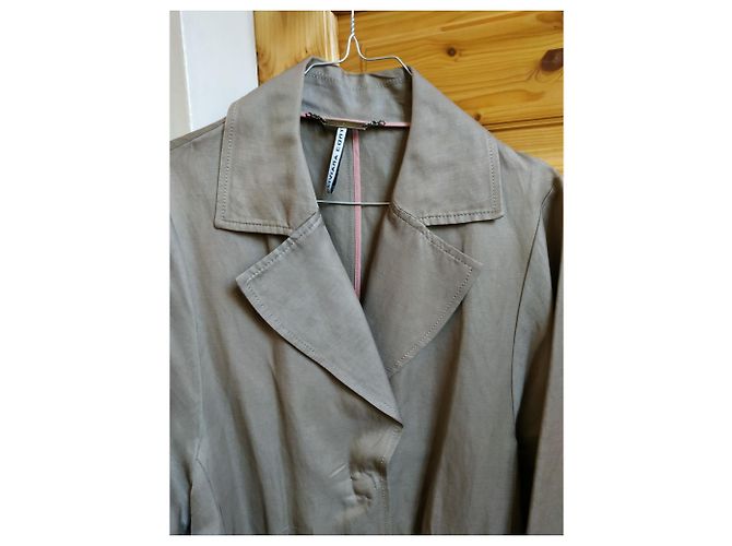 Autre Marque Gabardina Liviana Conti Camel Caramelo - vista 2