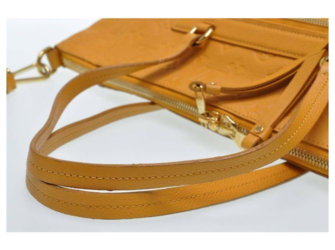 Louis Vuitton Lumineuse PM Giallo - vista 7