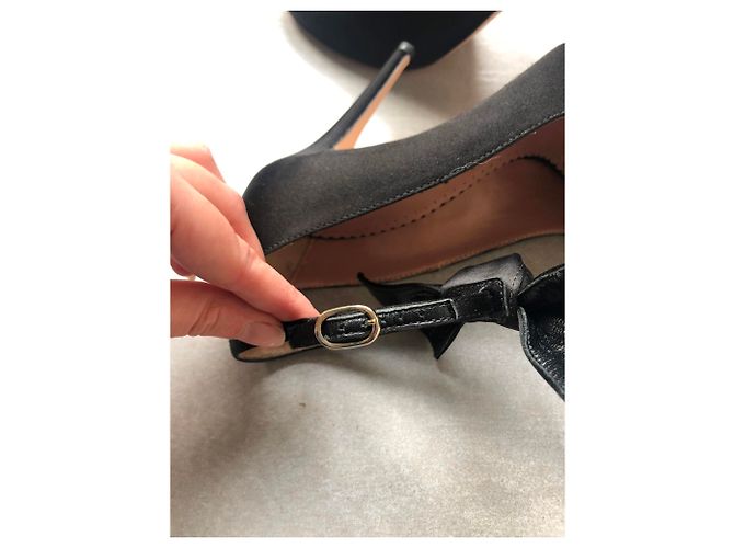 Décolleté Red Valentino in raso nero - vista 7