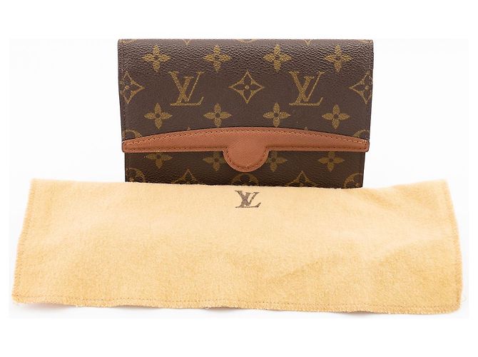 Marsupio Louis Vuitton Arche in tela monogram. Marrone - vista 2