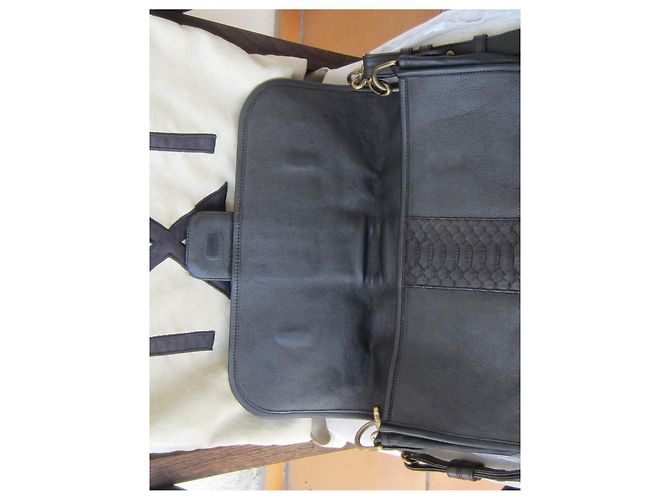 Autre Marque Borsa M.A.STONE Overhand in rettile nero lucido 30 cm - vista 6
