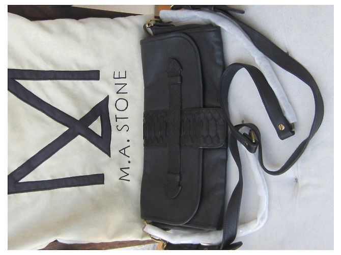 Autre Marque Borsa M.A.STONE Overhand in rettile nero lucido 30 cm - vista 7