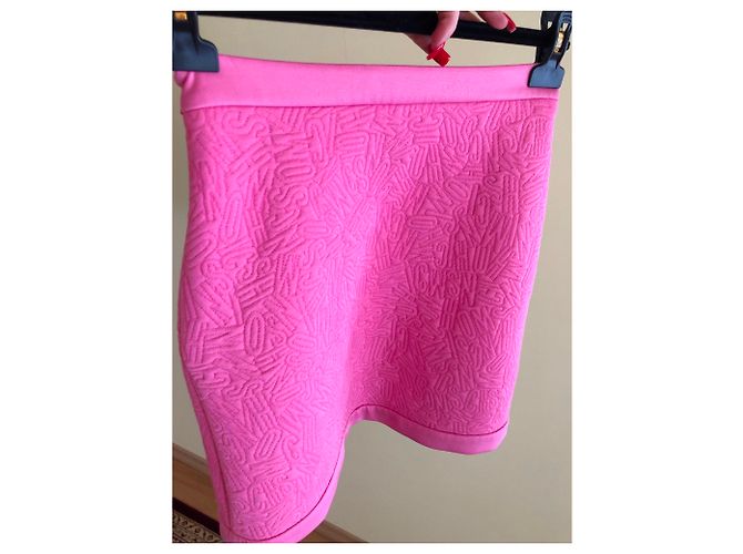 Falda Moschino Rosa Barbie con Botones Dorados - vista 5