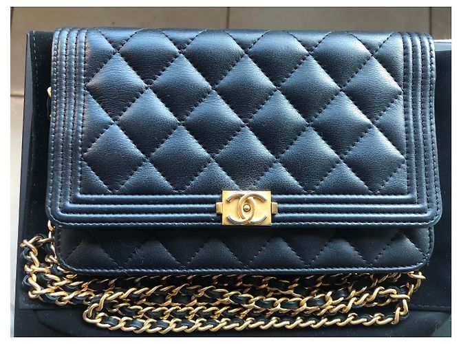 Wallet On Chain Portafogli Chanel Boys su borsa a catena Nero - vista 14