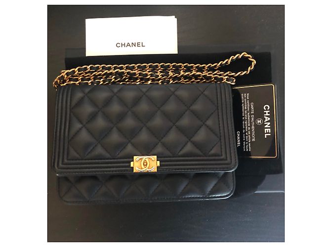 Wallet On Chain Portafogli Chanel Boys su borsa a catena Nero - vista 2