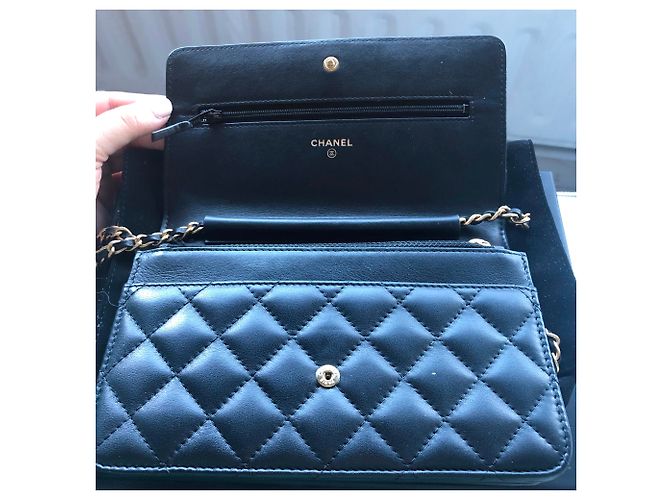 Wallet On Chain Portafogli Chanel Boys su borsa a catena Nero - vista 3