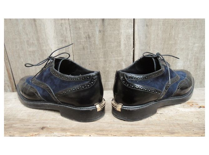 Scarpe Oxford Burberry blu notte scamosciate e vernice 39 Blu scuro - vista 8