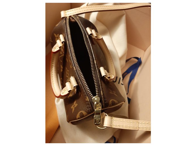 Louis Vuitton Nano Speedy Marrone scuro - vista 19