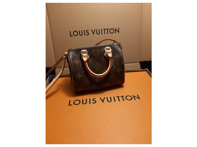 Louis Vuitton Nano Speedy Marrone scuro - vista 9