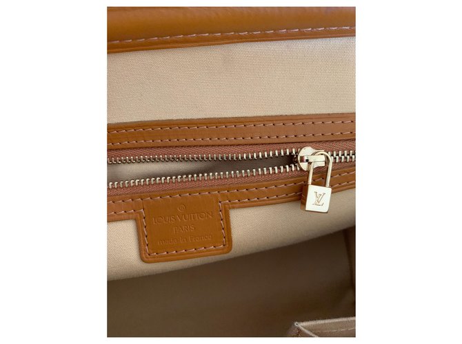 Louis Vuitton Mini Lin Josephine PM Crudo - vista 3
