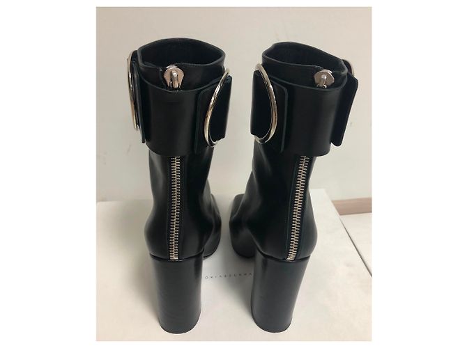 Victoria Beckham Ankle boots - view 6