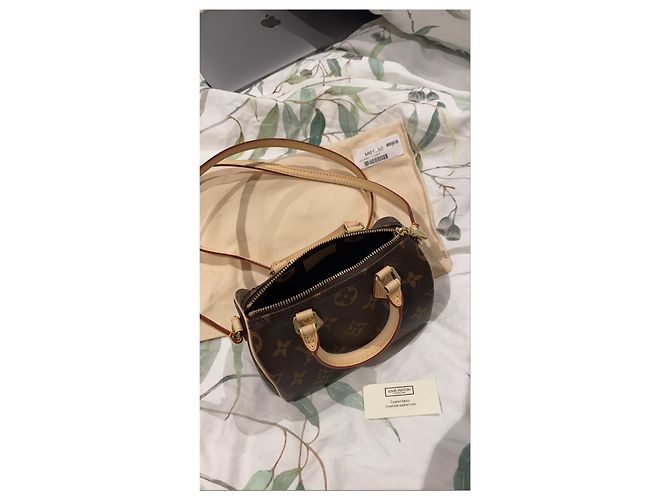 Borsa a mano Louis Vuitton Nano Speedy in pelle marrone - vista 2
