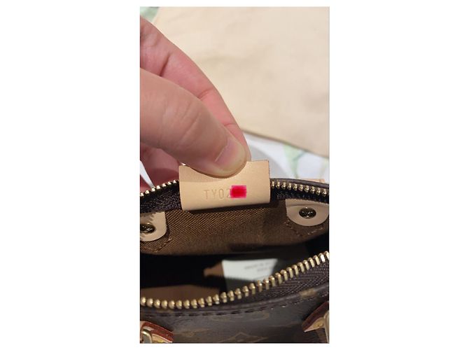Borsa a mano Louis Vuitton Nano Speedy in pelle marrone - vista 6