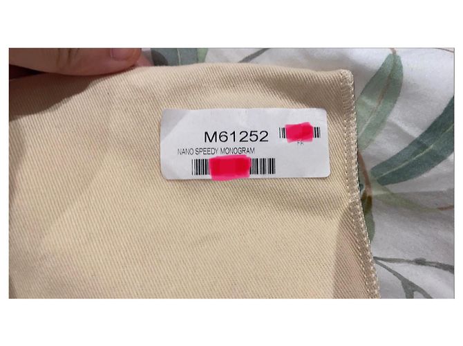 Borsa a mano Louis Vuitton Nano Speedy in pelle marrone - vista 7