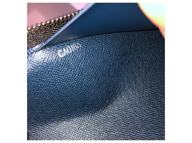 Louis Vuitton IPad Essential Grigio antracite - vista 7