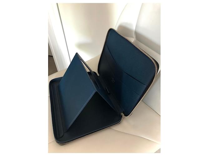 Louis Vuitton IPad Essential Grigio antracite - vista 9