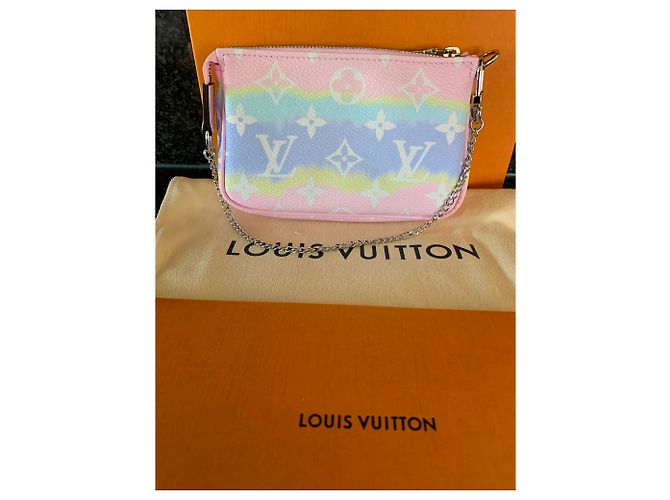 Louis Vuitton Mini bolsita escale Rosa - vista 2