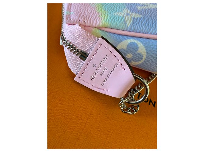 Louis Vuitton Mini bolsita escale Rosa - vista 4