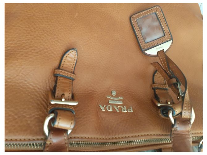 Prada große Tasche aus handgeschnitztem Leder, sehr elegant Karamell - Ansicht 6